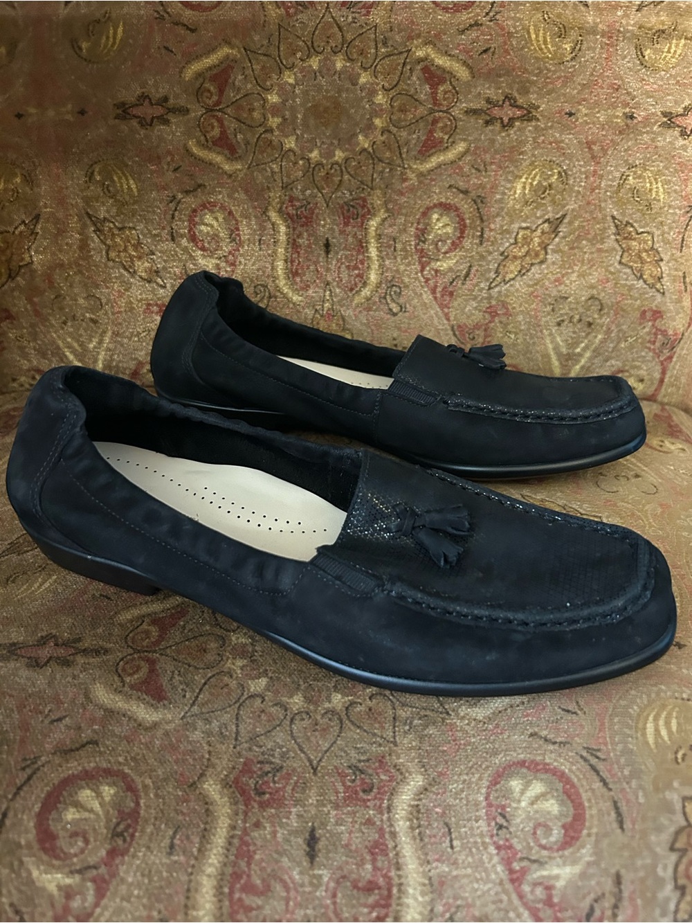 Sas Women’s Slip On Loafers Size 10 M
 Suede Tassel Loafers